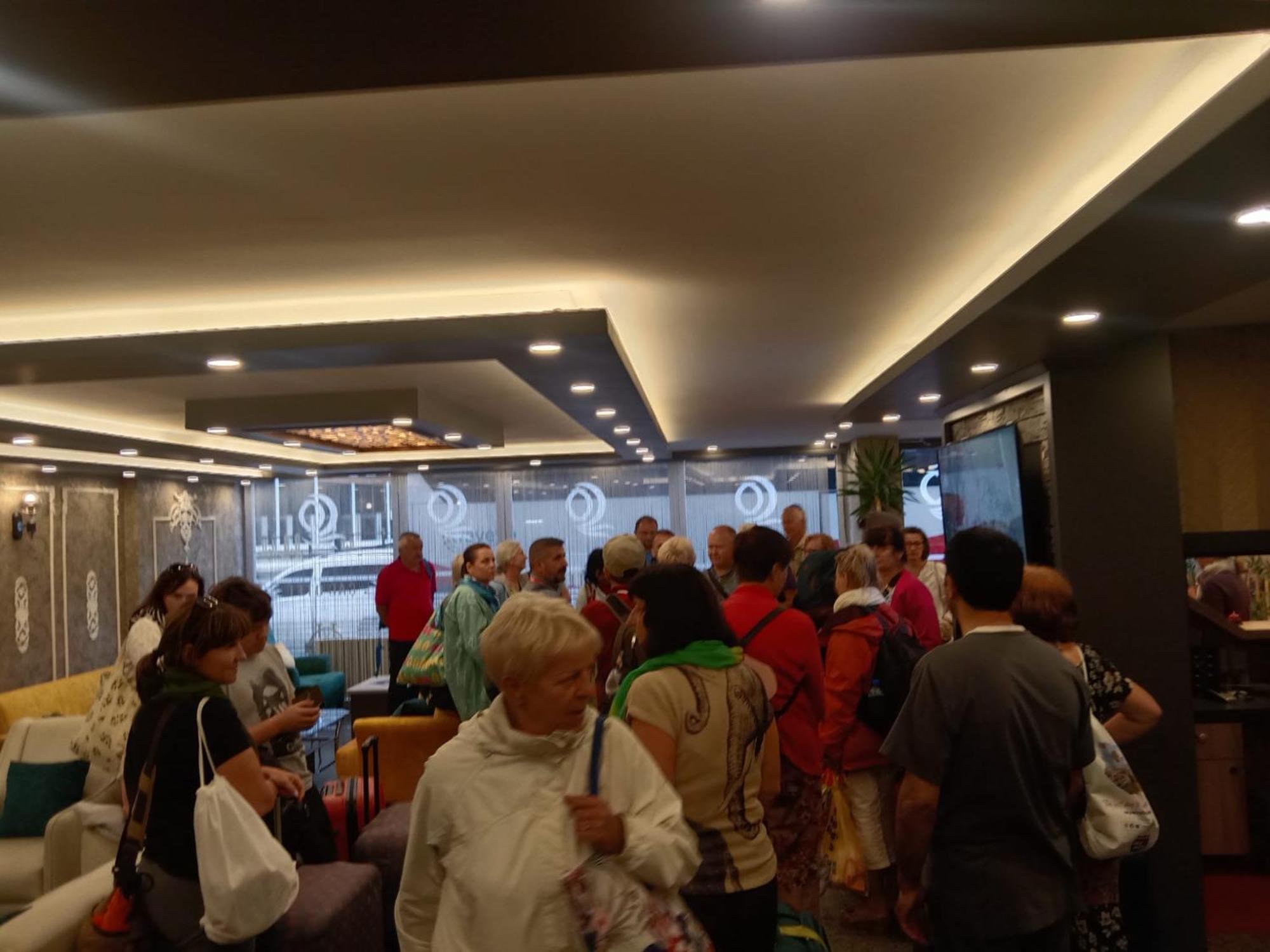 Cag Otel Ерзурум Екстериор снимка